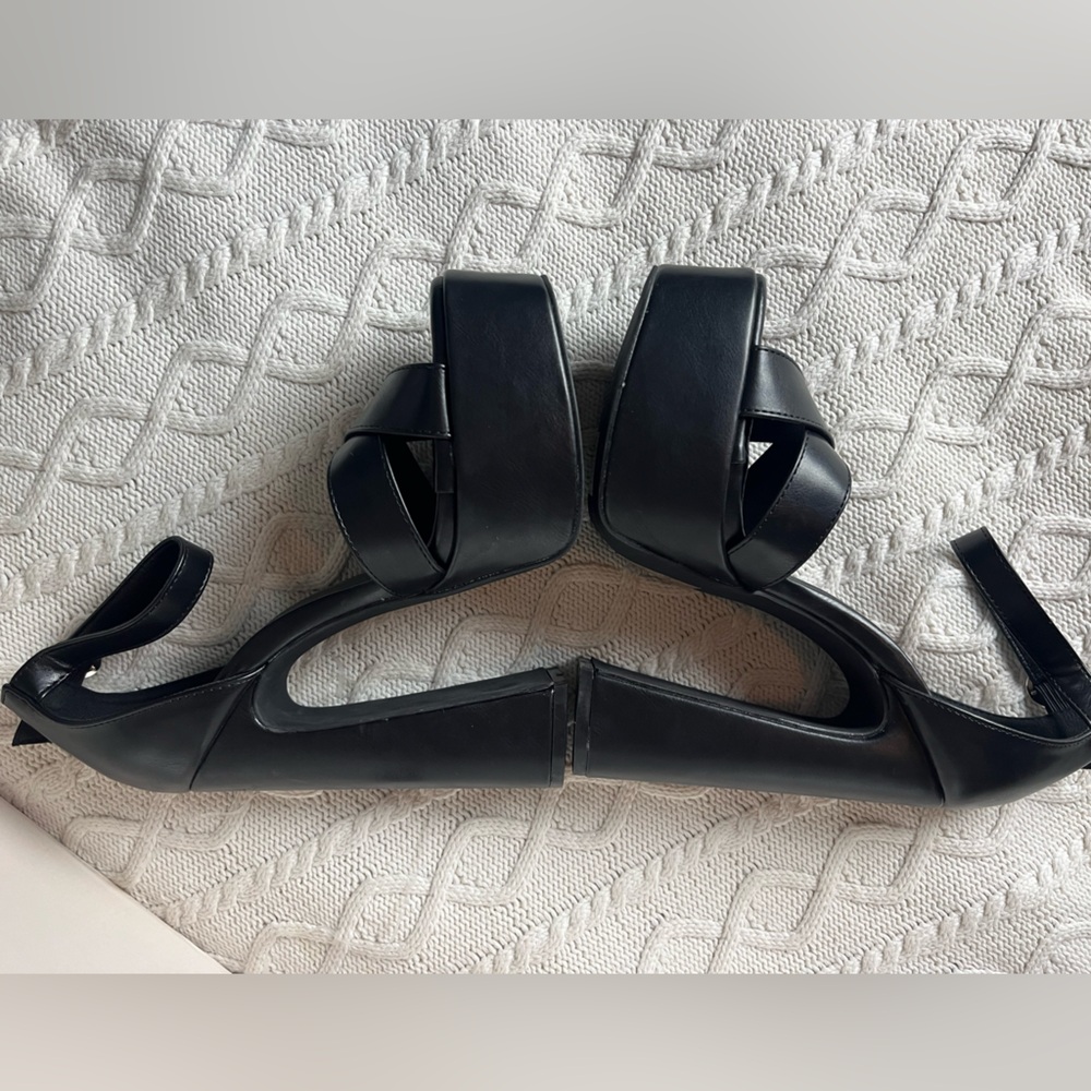 Chase + Chloe Black Strappy Adjustable Platform Heels Various Sizes - Picture 9 of 14